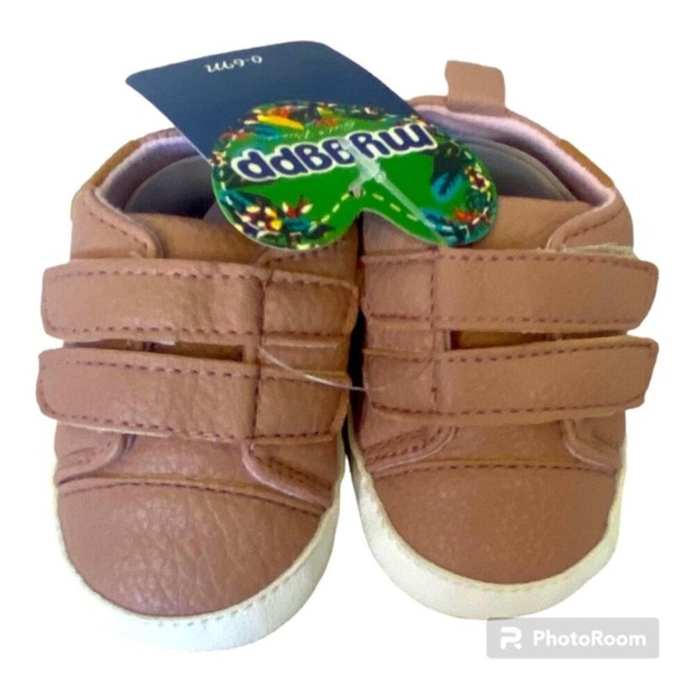 Myggpp Infant Velcro Sneakers NWT